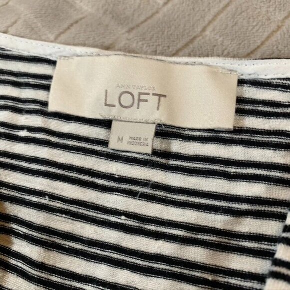 Ann Taylor Loft Womens M Tunic Top Black White Striped Linen Blend Long Sleeve - Picture 4 of 6
